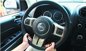 電路板廠盤點打方向盤錯誤手勢