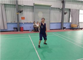 深聯(lián)線(xiàn)路板廠(chǎng)羽毛球比賽進(jìn)行中…