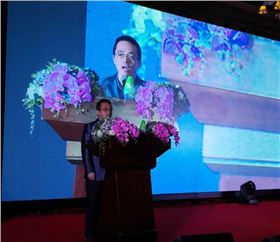 深聯(lián)線路板廠榮獲勤上彩易達(dá)光電2016年“杰出貢獻(xiàn)獎”