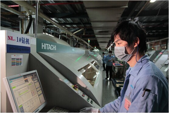 深圳線路板廠鉆孔房