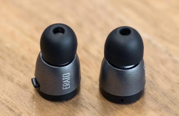 線路板廠之無線耳塞 線路板廠之無線耳塞