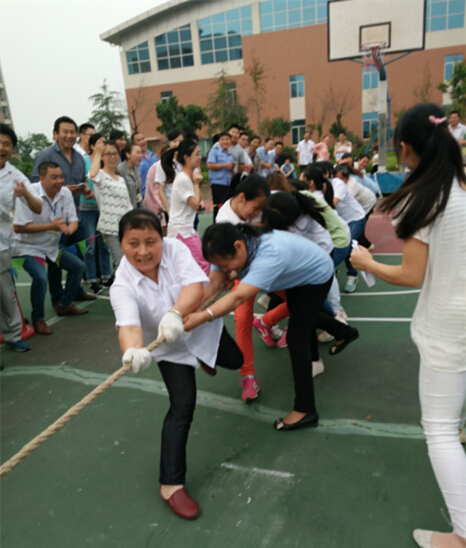 贛州深聯(lián)電路板廠拔河賽勢新鮮出爐，戰(zhàn)利品你領(lǐng)了嗎？