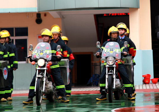 省消防總隊來訪贛州深聯(lián)線路板廠進行安全稽查 省消防總隊來訪贛州深聯(lián)線路板廠進行安全稽查